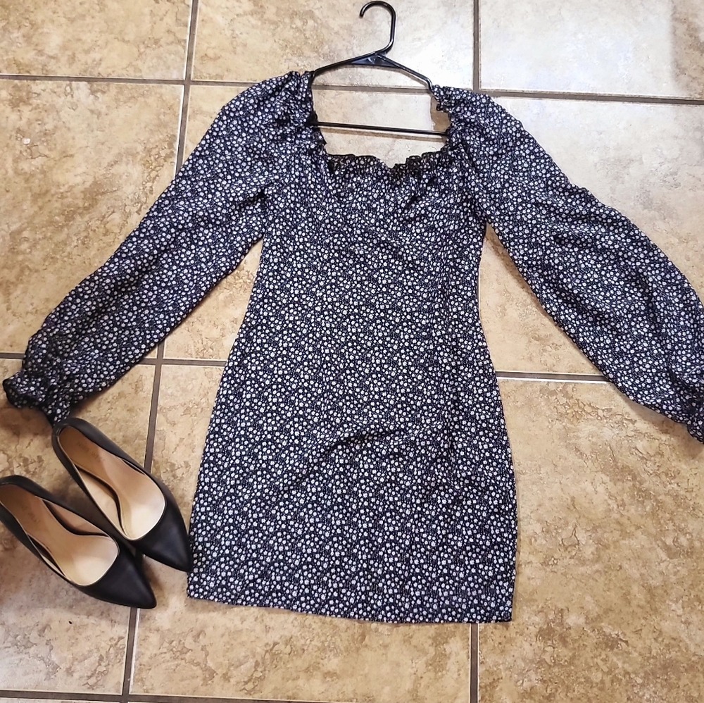 Puffy Sleeve Dress (4)